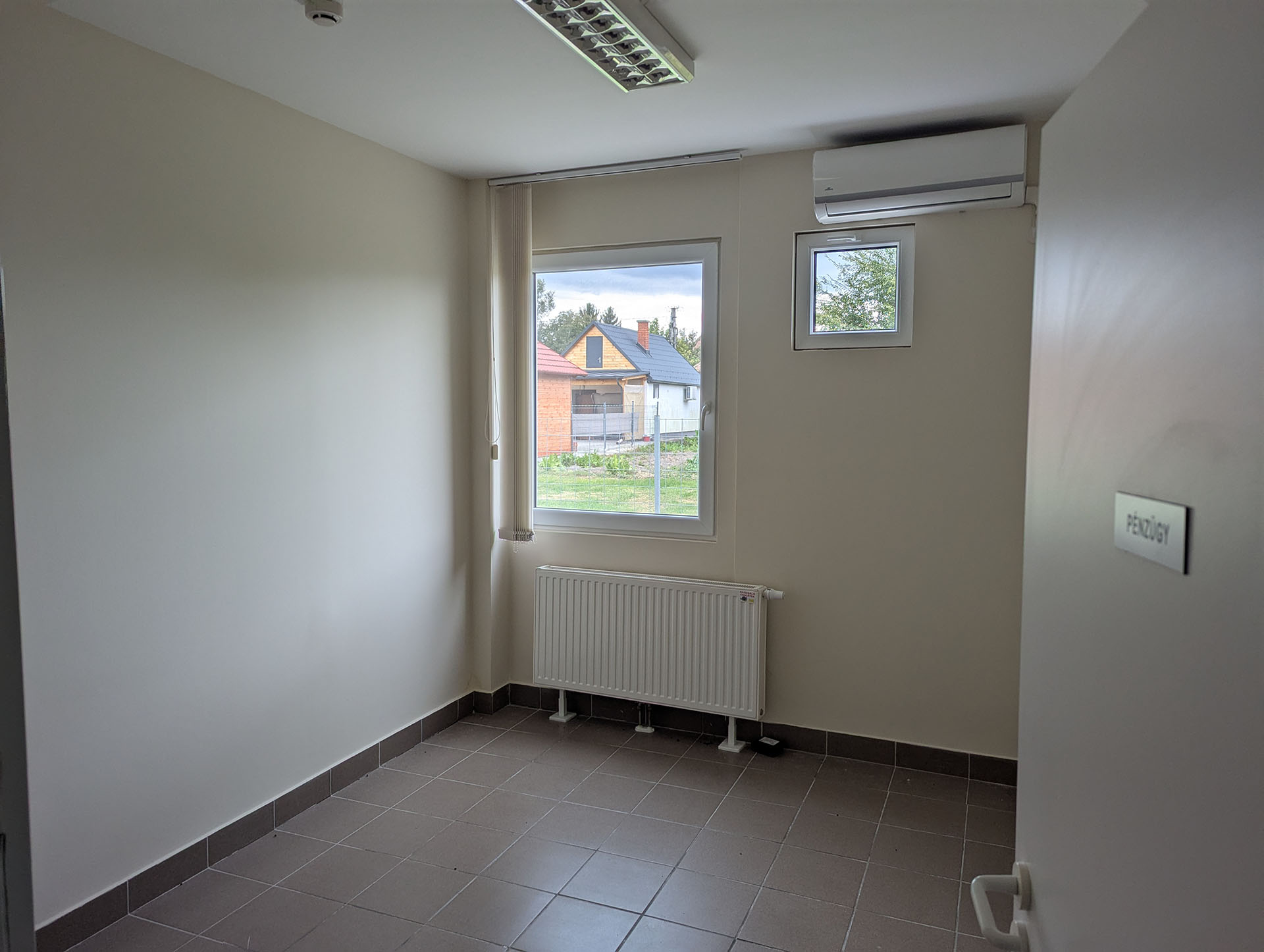 PXL_20251007_121003403 másolat