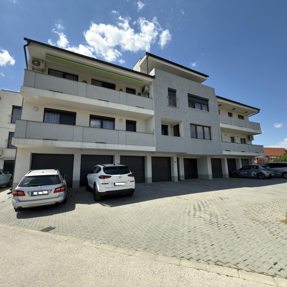 epulet kiv-min